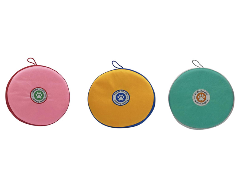 Flying Disc Dog Toy – Soft Fabric Frisbee for Dogs